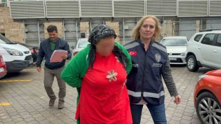 Yardıma gittiği komşusunun evinden 200 bin liralık ziynet eşyası çaldı