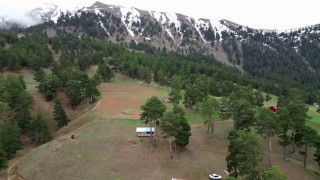 Yaylalara erken kar sürprizi