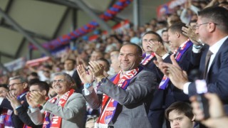 Yenilen takımın taraftarı yeni stadyuma böyle zarar verdi