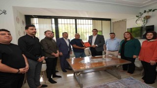 Yılmazdan anlamlı ziyaret