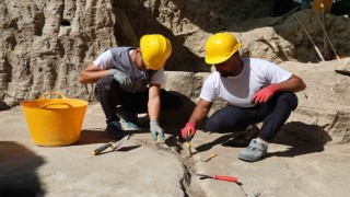 Yolun altından bin 500 yıllık tarih çıktı