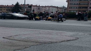 Yolun karşısına geçmek isteyen yayaya çarptı