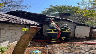 Yufka yaparken yangın çıktı