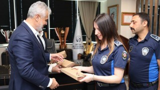 Zabıtalar, HBB Başkanı Öntürk’ü Ziyaret Etti