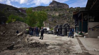 3 ton altın umudu ile kazdılar ama hayal kırıklığına uğradılar