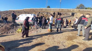 30 metrelik kuyuya düşen işçinin cansız bedenini itfaiye çıkardı