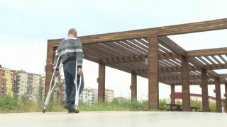 45 yıl hayalini kurduğu akülü sandalyesine kavuştu