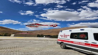 60 yaşındaki kalp hastası helikopter ambulansla Vana sevk edildi