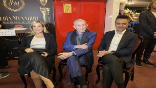 98 yaşındaki Haldun Dormen, Hisseli Harikalar Kumpanyası ile rekor kırdı