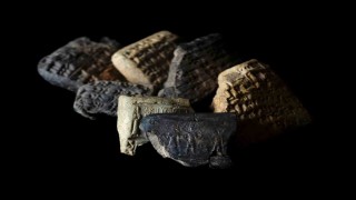 Aççana Höyükte M.Ö. 1500lere ait çivi yazılı tabletler bulundu