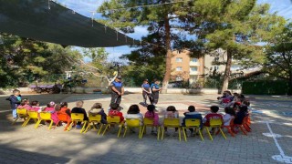 Acıpayamda miniklere polis sevgisi, vatandaşa ise dolandırıcılık anlatıldı