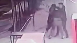 Adana’da 3 Lise Öğrencisi Öldüresiye Dövülüp Bıçaklandı