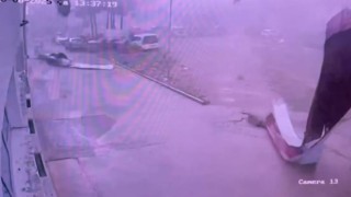 Kozan’da Hortum Okulun Çatısını Uçurdu