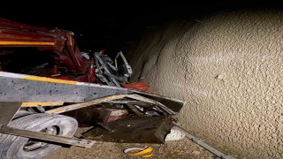 Adanada vinç kazası: 2 yaralı