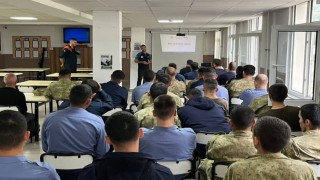 AFADdan Deniz Kuvvetleri personeline afet eğitimi