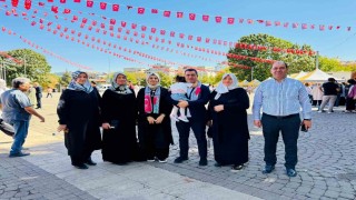 AK Parti Milletvekili Bozgeyik, Gazze İçin Sessiz Çığlık eylemine ailesiyle katıldı