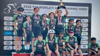 Akhisarlı pedallar Alanyada zirveye tırmandı
