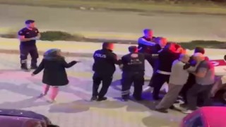 Akrabalar arasındaki kavgada 3 kişi yaralandı