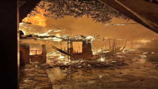 Akyakada restoran yangını paniğe neden oldu