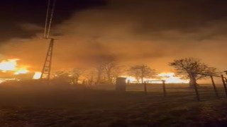 Alevlere teslim olan 6 ev ve ahır kullanılmaz hale geldi