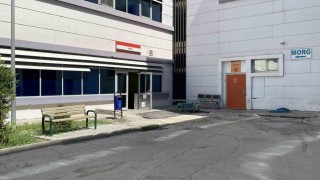 Alkol ve uyuşturucudan hayatını kaybetti