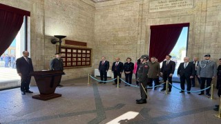 Almanya Şansölyesi Merz, Anıtkabiri ziyaret etti