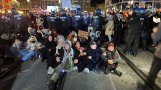 Almanyanın başkenti Berlinde Küresel Sumud Filosuna destek gösterisi