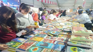 Anadolunun en büyük kitap fuarı kapılarını açtı