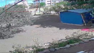 Ankarada 3 katlı binadaki göçük anı kamerada