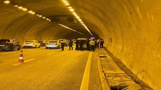 Ankarada otomobilin içerisinde silahlı kavga: 1 ölü, 1 yaralı