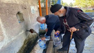 Ankarada su kuyrukları uzadıkça tepkiler artıyor