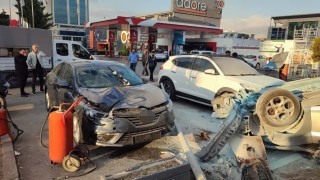 Ankarada takla atan otomobil benzinliğe uçtu