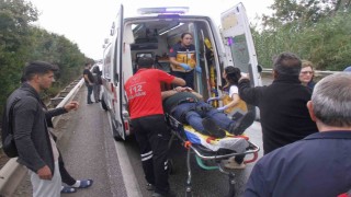 Antalyada 4 araçlı zincirleme kaza: 2 Alman turist yaralandı