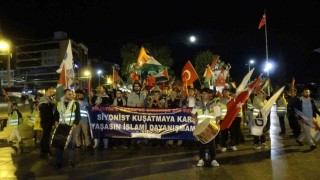 Antalyada Özgürlük Filosuna destek yürüyüşü