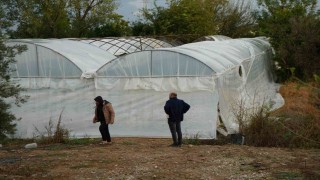 Antalyada sağanak seraları da vurdu