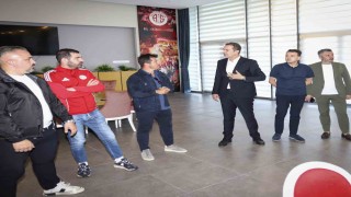 Antalyasporda Emre Belözoğlu dönemi sona erdi