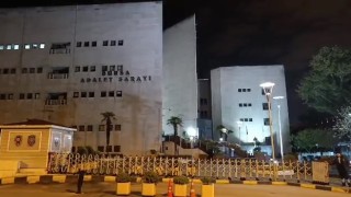 Aralarında CHPli eski belediye başkanının da bulunduğu 15 şüpheli tutuklandı