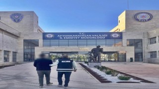 Aranan şahıs polis tarafından yakalandı