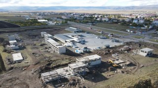 Ardahan Belediyesi Galericiler sitesi inşaatı tüm hızıyla sürüyor