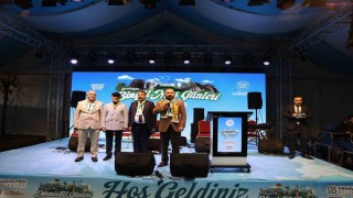 Arnavutköyde Bingöl-Muş Memleket Günleri renkli görüntülere sahne oldu