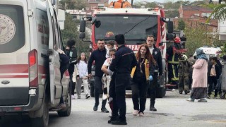 Arnavutköyde faciadan dönüldü: İtfaiye ekipleri alevlerin arasından 2 çocuğu kurtardı