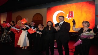 Ataşehirde Cumhuriyetin 102. yılına özel baloda unutulmaz gece