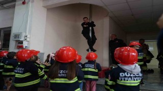 Ateş savaşçıları öğrencileri ağırlıyor