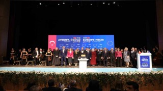 Avrupa Ödülü sanatla kutlandı