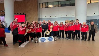 Avrupa şampiyonu kadın ve erkek Goalball Milli Takımı yurda döndü