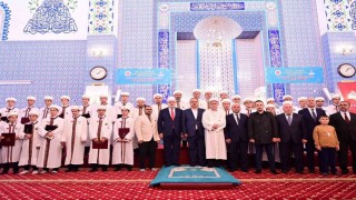 Aydında 26 gencin hafızlık gururu