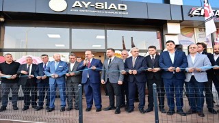 Aydınlı iş adamları yeni hizmet binasına kavuştu