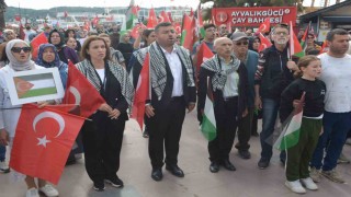 Ayvalıkta Filistine destek yürüyüşü