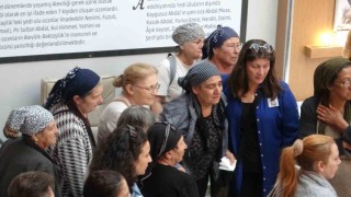 Babasının mezarını ziyaretten dönerken geçirdiği kazada hayatını kaybetti