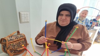 Bafrada görme engellilere Akıl ve Zeka Oyunları Kursu